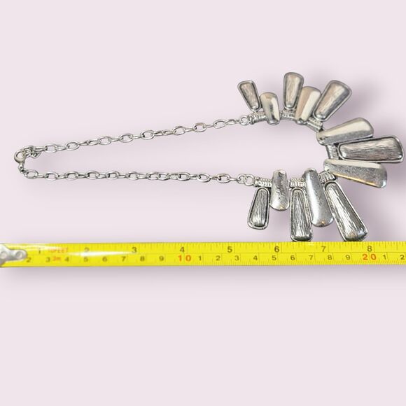 Vintage Silver Tone Bib Statement Armor Goth Style Necklace 14" - Picture 3 of 3